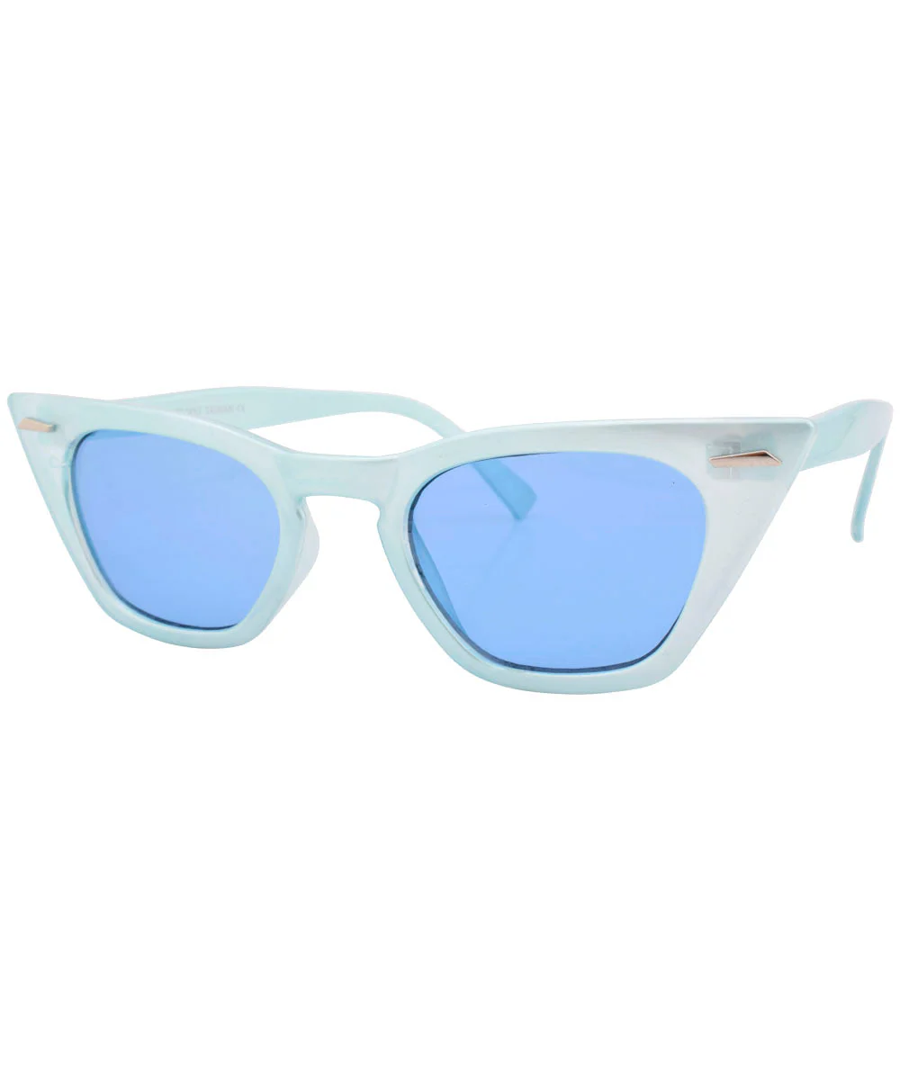 Captivating Aura Stylish Eyewear for Every Occasion