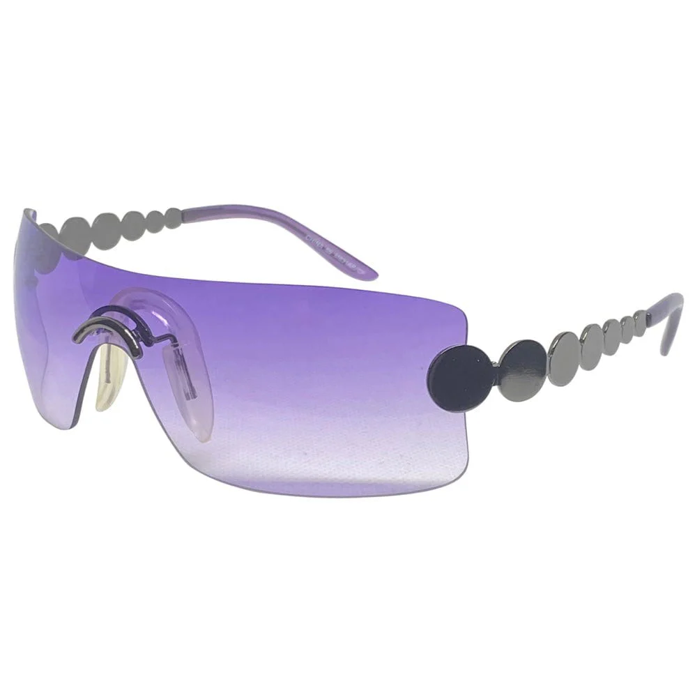 Polished Presence Fashion Eyewear that Embodies Elegance and Command